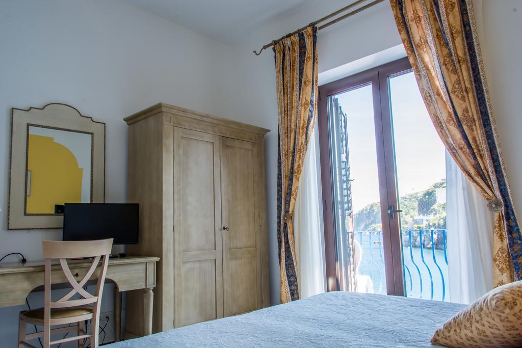 Hotel Rocce Azzurre Lipari  Exterior foto