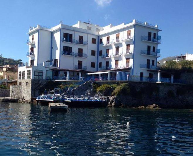 Hotel Rocce Azzurre Lipari  Exterior foto